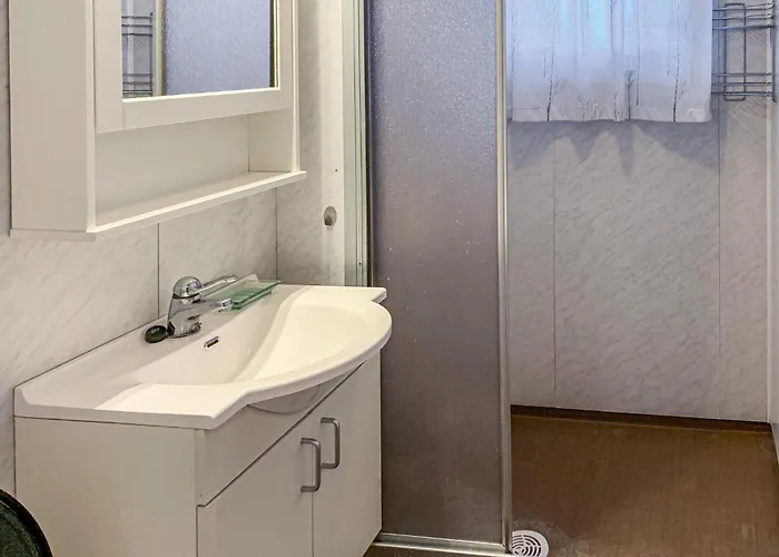 Semesterbostad Gorgeous In With Wifi Svingvoll